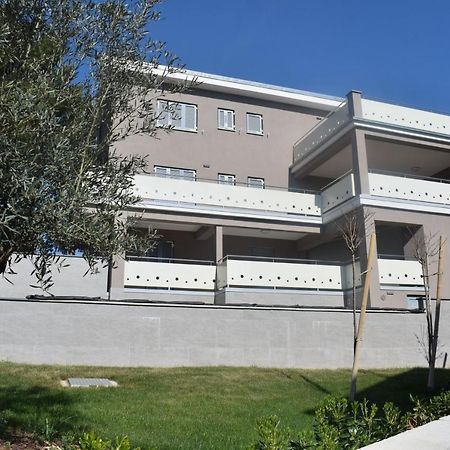 Luxury Apartments Adria Malinska Kültér fotó