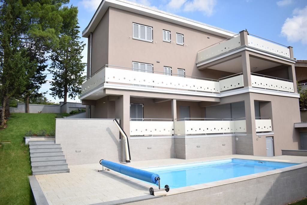 Luxury Apartments Adria Malinska Kültér fotó