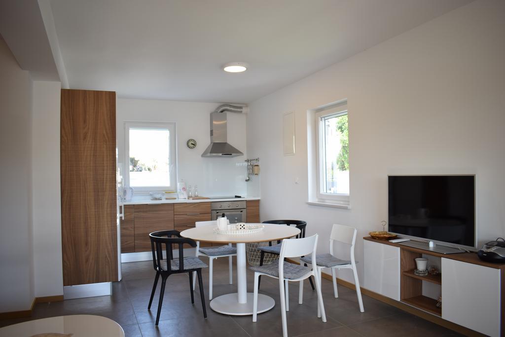 Luxury Apartments Adria Malinska Kültér fotó