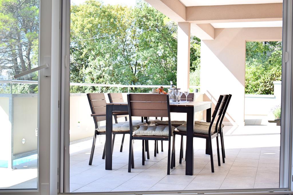 Luxury Apartments Adria Malinska Kültér fotó