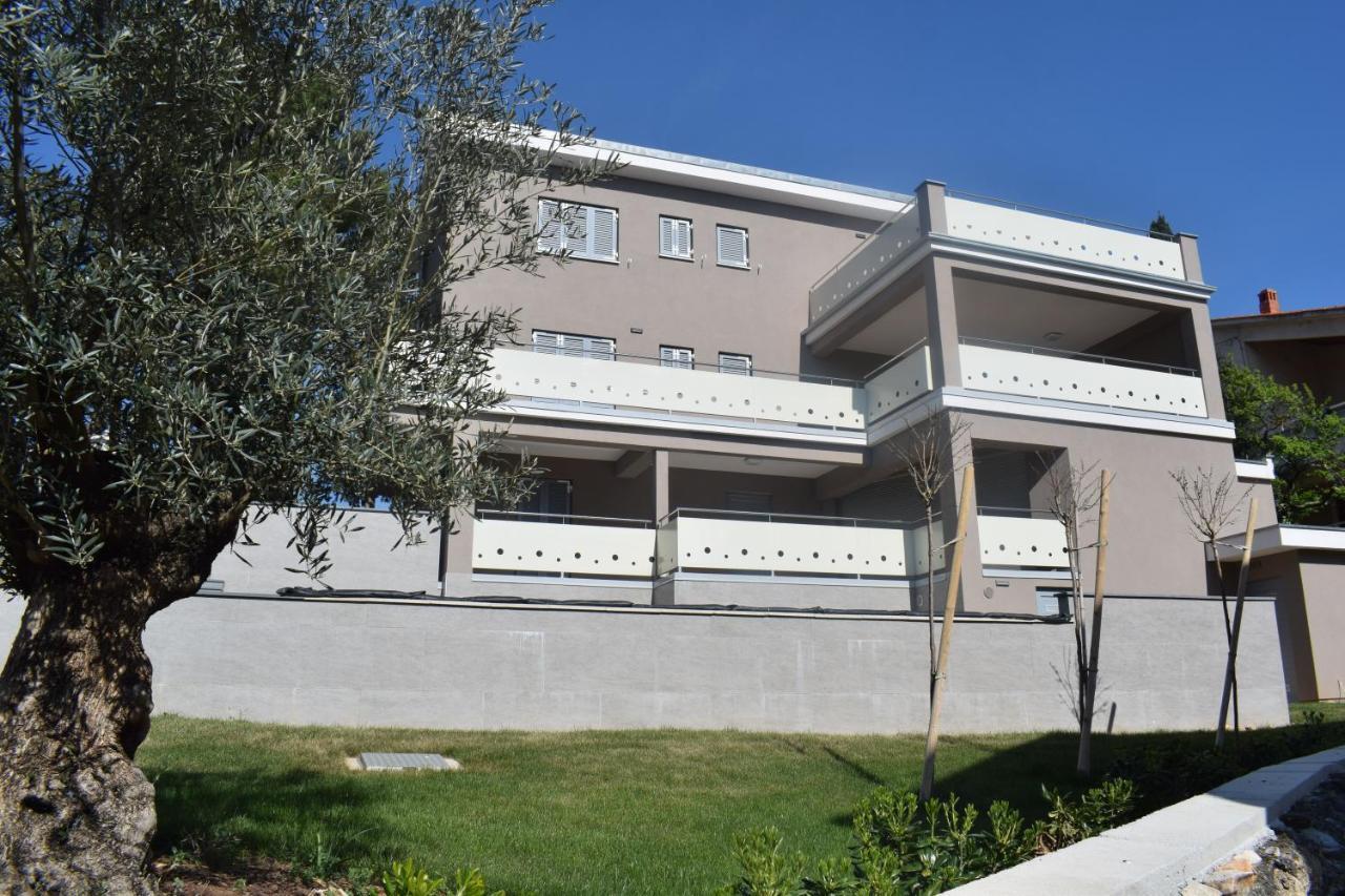 Luxury Apartments Adria Malinska Kültér fotó